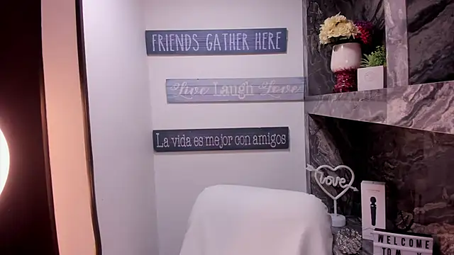 miss   taylor online show from 09-30-25, 06:03