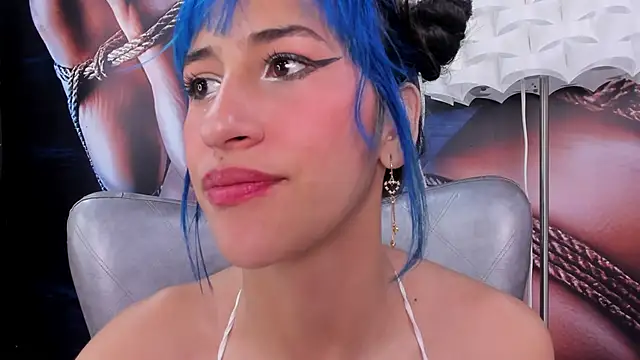 miss   taylor online show from 02-11-26, 02:11