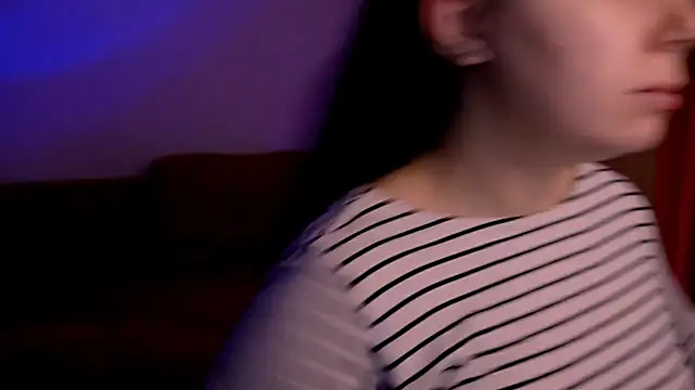 Di na Bell online show from 11-28-25, 06:46