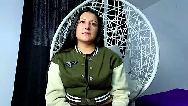 cuteeimy online show from 11-13-25, 04:00