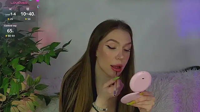 AlysonHuxley  online show from 04-16-26, 06:30