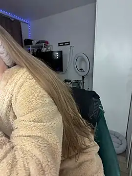 Snapshot of AlysonHuxley_ chatting on 02-07-26, 01:13 AlysonHuxley online show from 02-07-26, 01:13