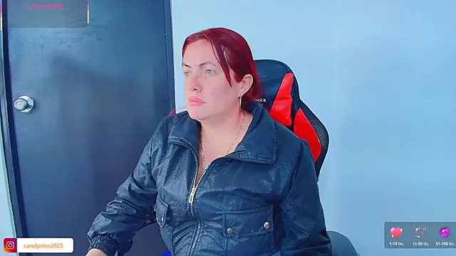 carolinhe  online show from 11-19-25, 07:58