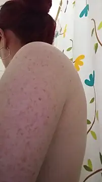 carolinhe  online show from 11-22-25, 10:36