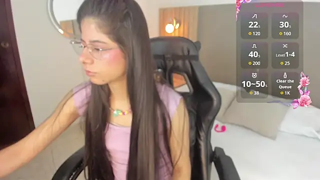 Snapshot of carlina_15 chatting on 06-13-26, 12:25 carlina 15 online show from 06-13-26, 12:25