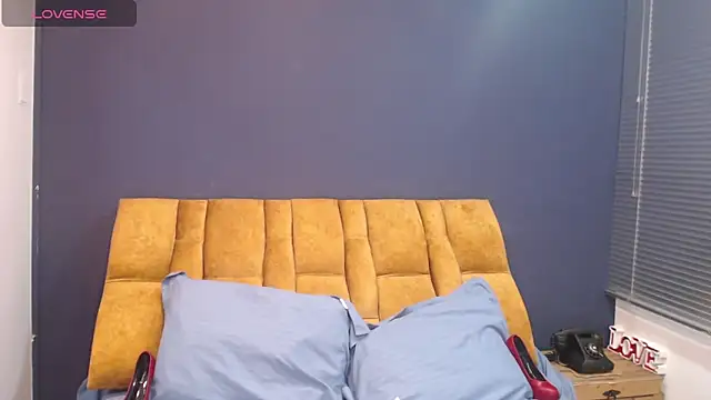 KendraaSimons online show from 11-21-25, 07:02