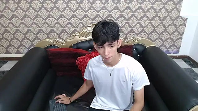 Sebas cat online show from 09-13-25, 07:58