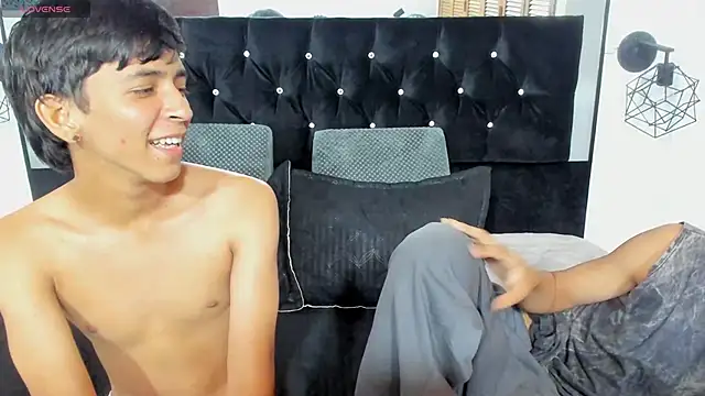 Sebas cat online show from 10-24-25, 05:12