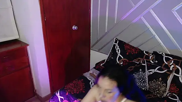 sashabluex online show from 10-09-25, 02:34