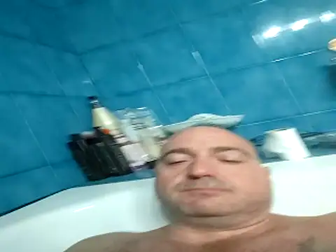 Pollagorda 34877 online show from 11-14-25, 02:21