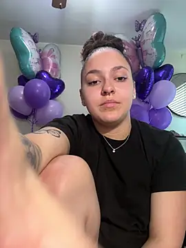Snapshot of babykalirose chatting on 04-23-26, 06:31 babykalirose online show from 04-23-26, 06:31