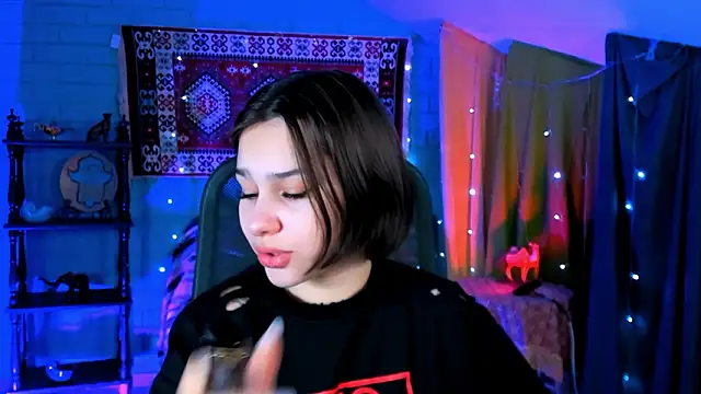 KimClarks  online show from 02-21-26, 03:03