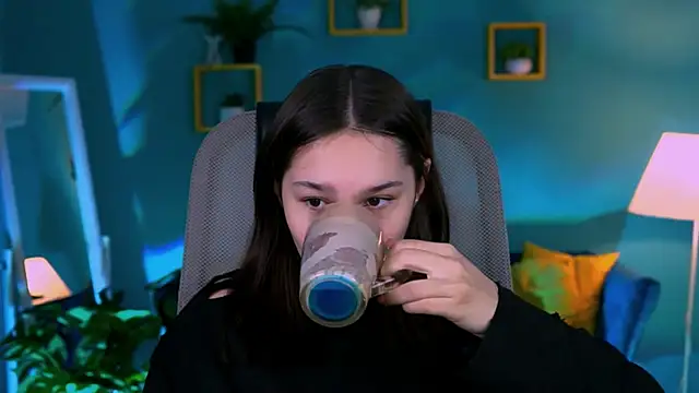 KimClarks  online show from 11-09-25, 02:43