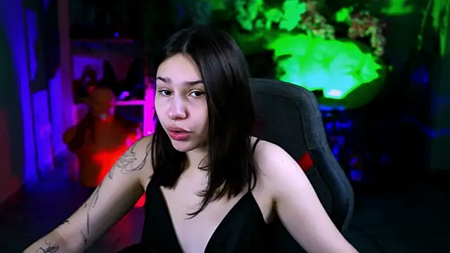 Snapshot of KimClarks_ chatting on 10-28-25, 12:48 KimClarks  online show from 10-28-25, 12:48