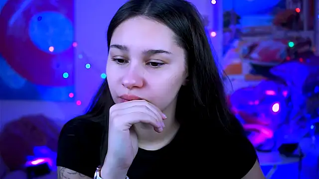 Snapshot of KimClarks_ chatting on 09-20-25, 04:56 KimClarks  online show from 09-20-25, 04:56