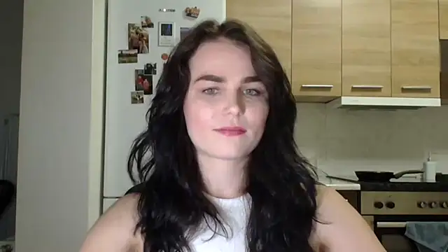 Silviaa a online show from 09-17-25, 07:27