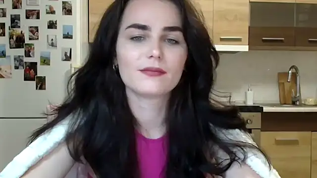 Silviaa a online show from 12-04-25, 07:57