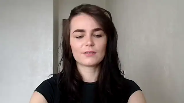 Silviaa a online show from 10-12-25, 11:11