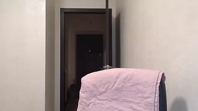 Snapshot of Silviaa_a chatting on 02-25-26, 08:08 Silviaa a online show from 02-25-26, 08:08