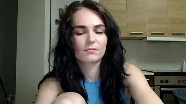 Silviaa a online show from 09-18-25, 07:39