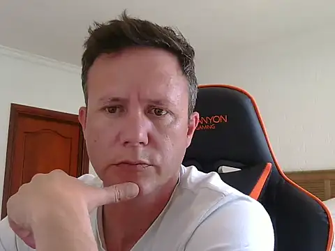 TroyDieselXXX online show from 12-16-25, 09:24