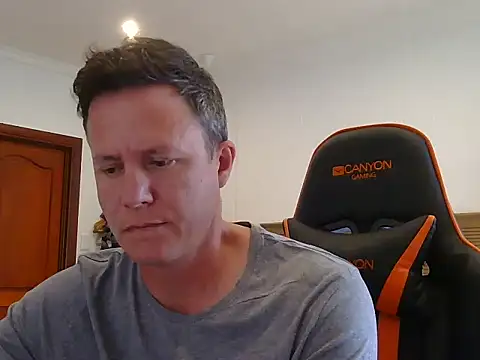 Snapshot of TroyDieselXXX chatting on 01-16-26, 06:50 TroyDieselXXX online show from 01-16-26, 06:50