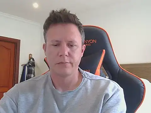 Snapshot of TroyDieselXXX chatting on 11-09-25, 07:56 TroyDieselXXX online show from 11-09-25, 07:56