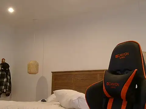 Snapshot of TroyDieselXXX chatting on 02-25-26, 08:47 TroyDieselXXX online show from 02-25-26, 08:47