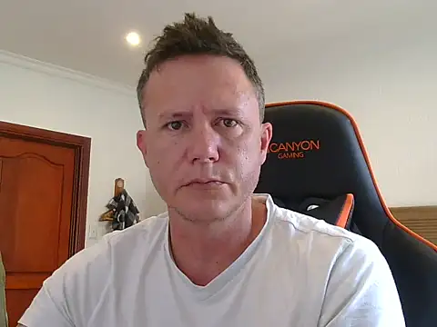 TroyDieselXXX online show from 12-19-25, 04:38