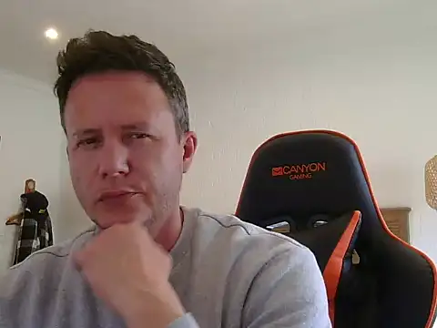 Snapshot of TroyDieselXXX chatting on 02-23-26, 08:26 TroyDieselXXX online show from 02-23-26, 08:26