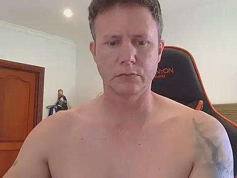 TroyDieselXXX online show from 11-13-25, 06:28