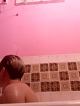 MoonIrene online show from 09-22-25, 01:06