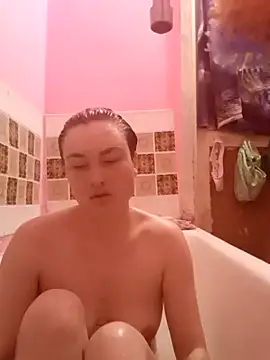 MoonIrene online show from 10-13-25, 03:13