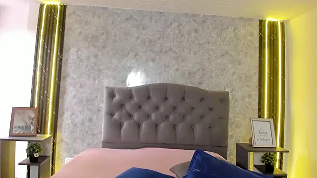 Snapshot of GiannaSlimJB chatting on 02-13-26, 07:14 GiannaSlimJB online show from 02-13-26, 07:14