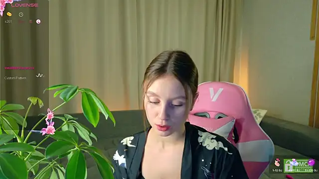 sweet loopy online show from 10-08-25, 04:19