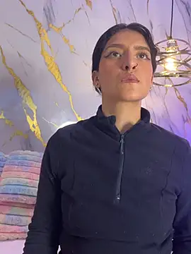 Scaarlettfox online show from 04-07-26, 07:26