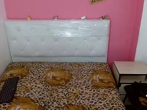 x isabella x online show from 01-06-26, 07:40