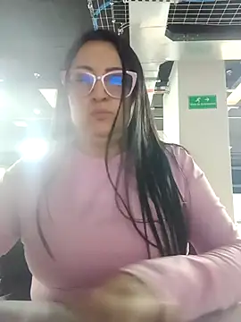 Romina693 online show from 10-06-25, 06:47