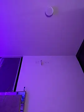 lucialauper  online show from 04-11-26, 11:41