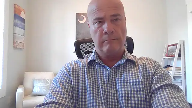 cyclone1212 online show from 11-17-25, 08:57