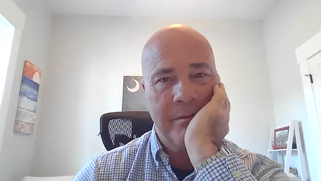 Snapshot of cyclone1212 chatting on 02-02-26, 09:25 cyclone1212 online show from 02-02-26, 09:25