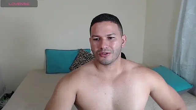 Snapshot of Tim_mz01 chatting on 02-12-26, 09:36 Tim mz01 online show from 02-12-26, 09:36