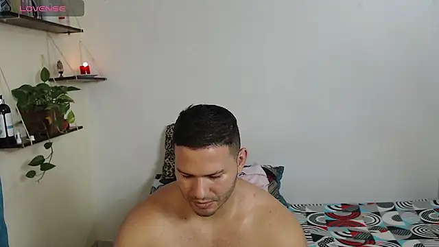 Snapshot of Tim_mz01 chatting on 07-19-26, 06:15 Tim mz01 online show from 07-19-26, 06:15