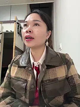 xlj4523 online show from 10-29-25, 05:06