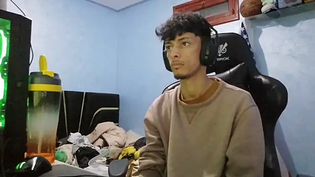 Dark DesireX online show from 02-15-26, 12:00