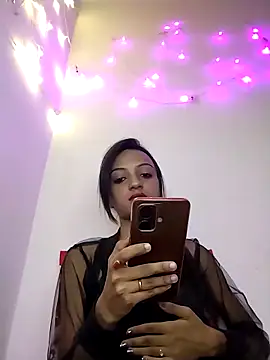 Your-Kitkat online show from 11-05-25, 04:54