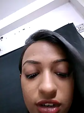 Your-Kitkat online show from 10-17-25, 11:45