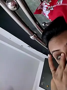 Your-Kitkat online show from 10-09-25, 10:38