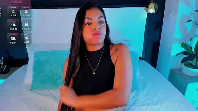 Snapshot of jessica_montez05 chatting on 09-18-25, 05:38 jessica montez05 online show from 09-18-25, 05:38
