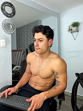 MR MUSCLE online show from 01-14-26, 05:16